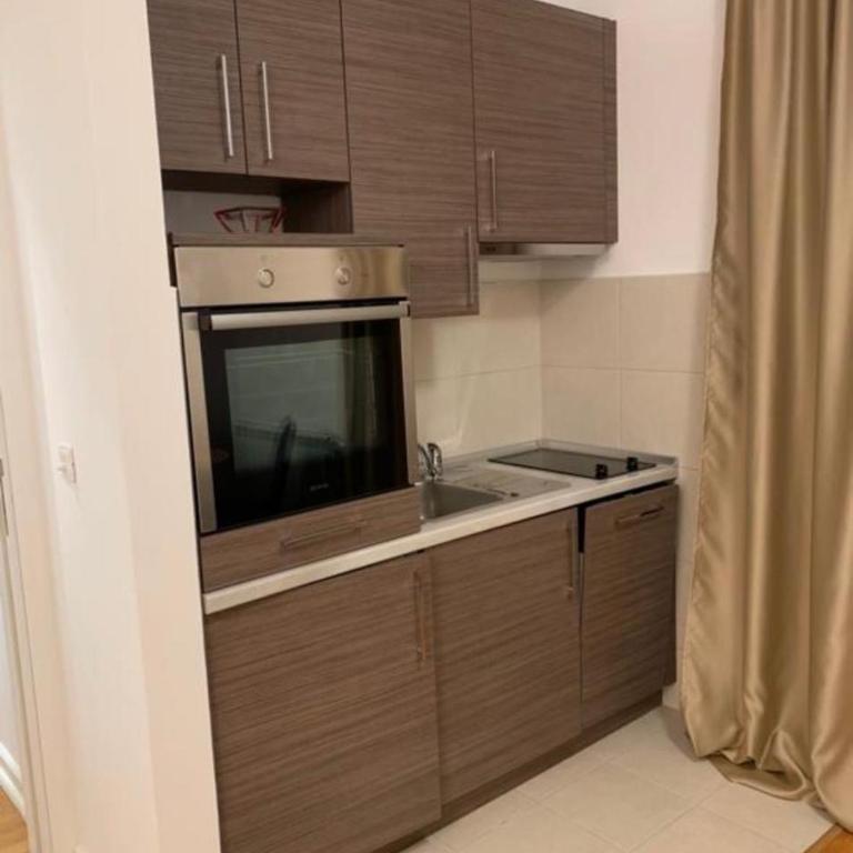 AP Centar - One-Bedroom Apartment - 11