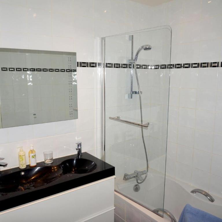 SHORT STAY PARIS APARTMENTS - Appartement 1 Chambre de Luxe - Vue sur Jardin - 1