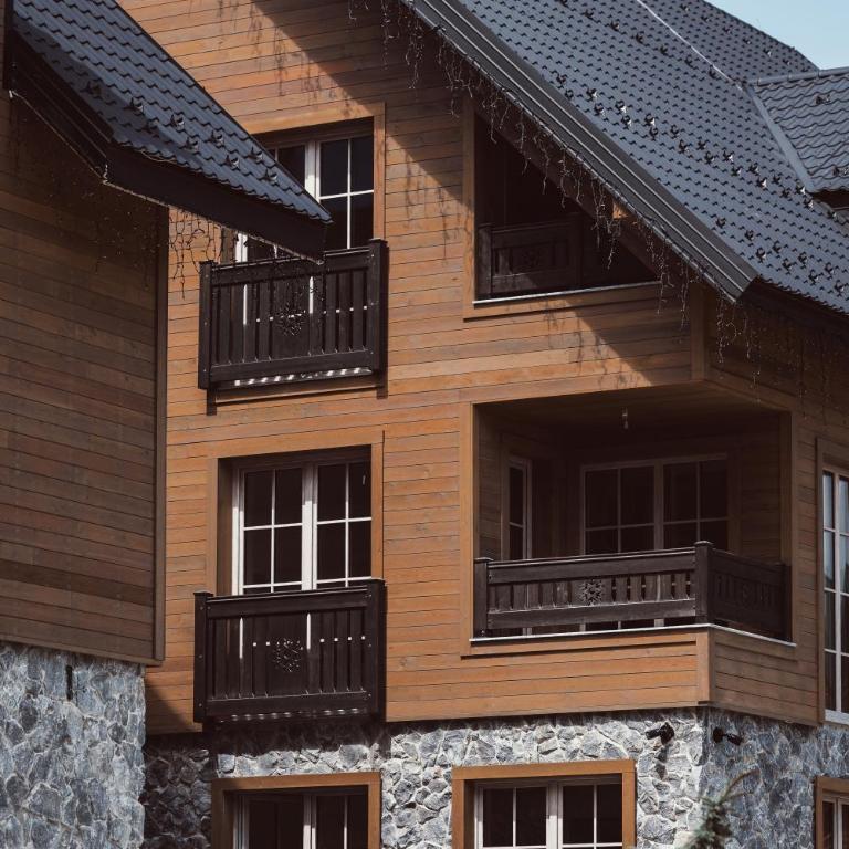 Motherland Chalets - Superior Koliba - 5