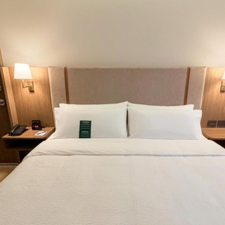 Holiday Inn Acapulco Amarea by IHG - Standard Zimmer mit Kingsize-Bett – für Hörgeschädigte geeignet - 2