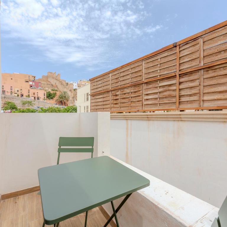 Trendy Homes Plaza Vieja - Estudio con balcón - 9
