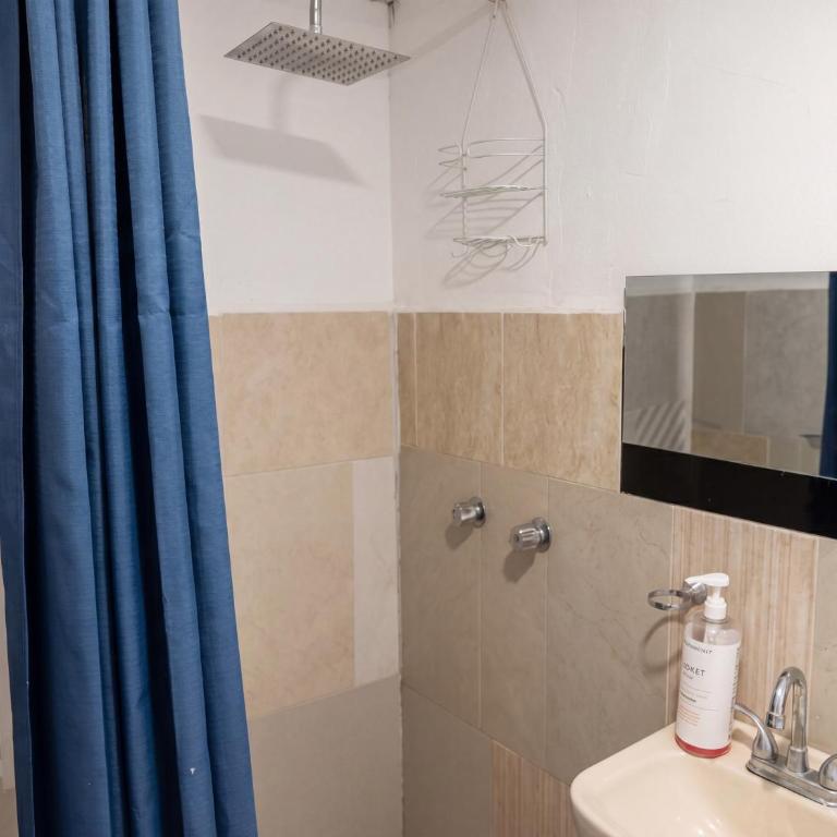 Barrio Antiguo Hostel HK - Suite Junior Deluxe - 11