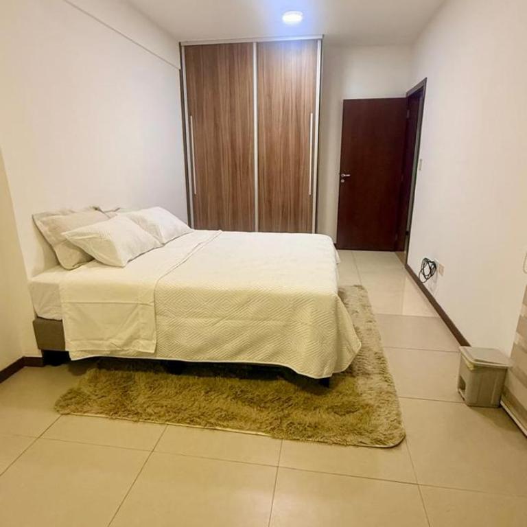 Amplio Dpto de 2 Dormitorios,Patio Privado con Pérgola & Ubicación Inigualable - Two-Room Apartment - 11