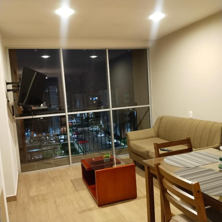 Acogedor apartamento con piscina al sur de Cali - Two-Bedroom Apartment - 6