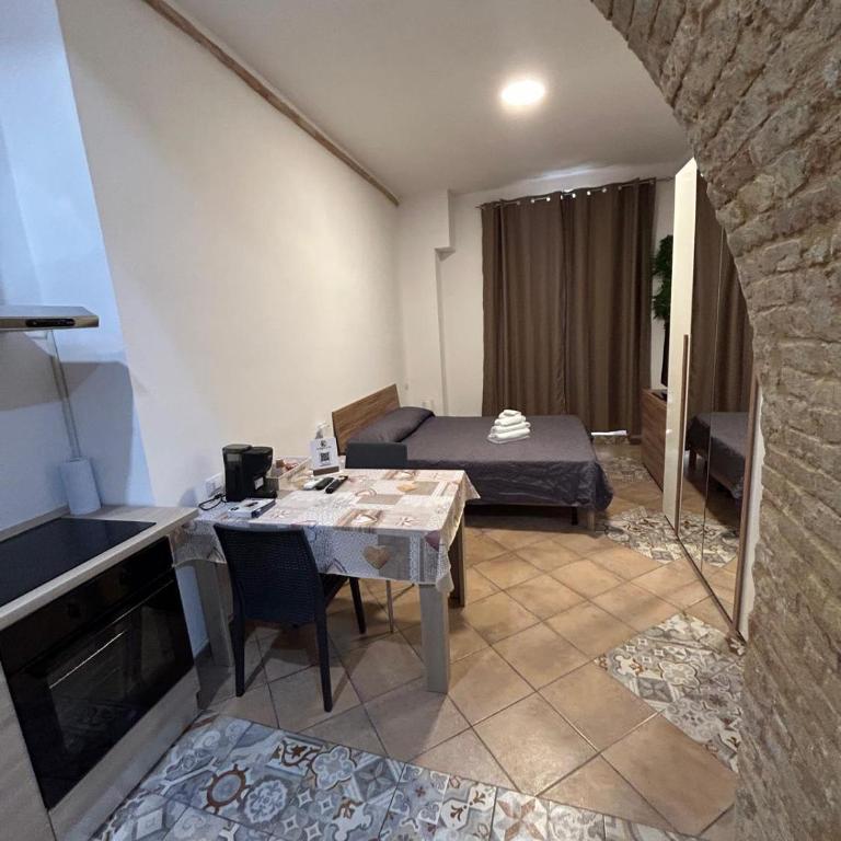 Kalgheros - One-Bedroom House - 5