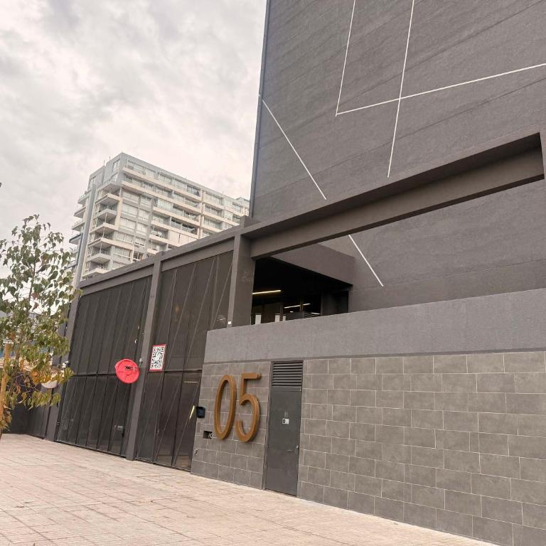 Beautiful and modern opposite the Irarrazaval Metro station - Apartment - 24