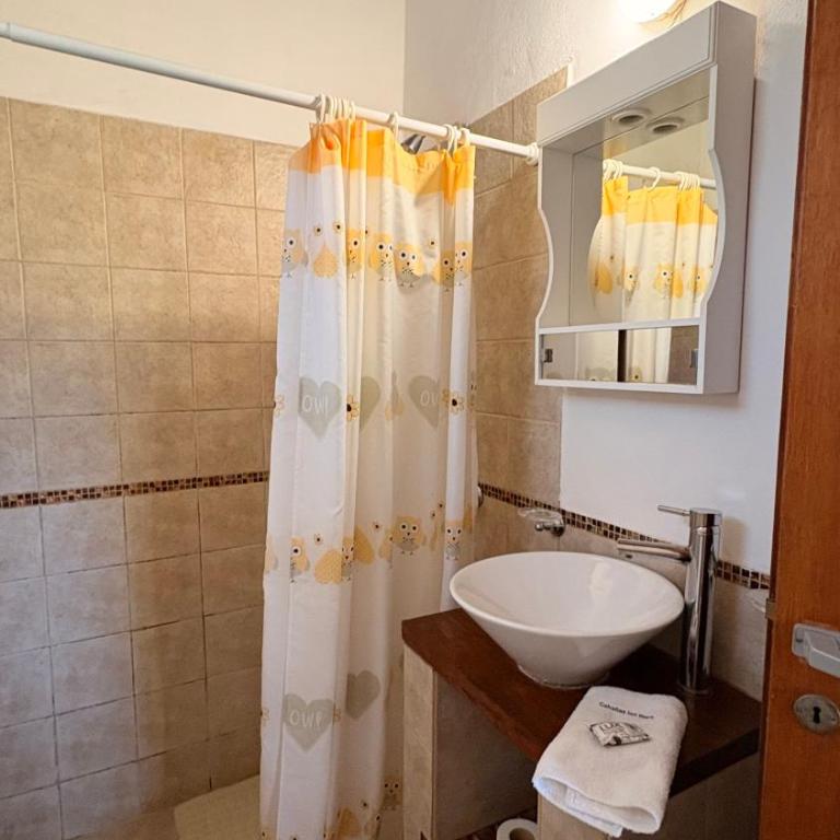 Complejo Inti Wara - frente al Río Los Reartes - Suite con bañera de hidromasaje - 19