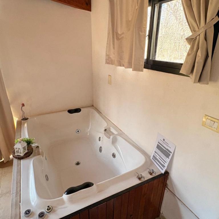 Complejo Inti Wara - frente al Río Los Reartes - Suite con bañera de hidromasaje - 25