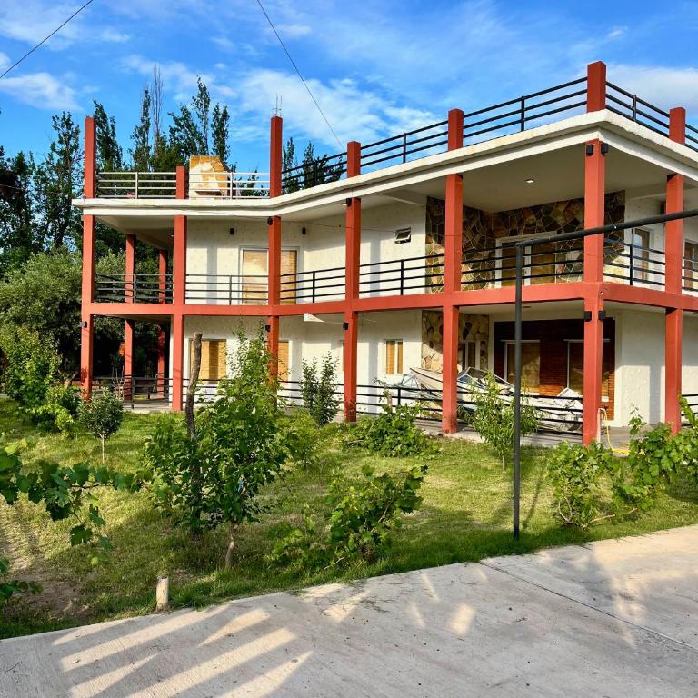 MalbecaSanRafael - Casa de 4 dormitorios - 1