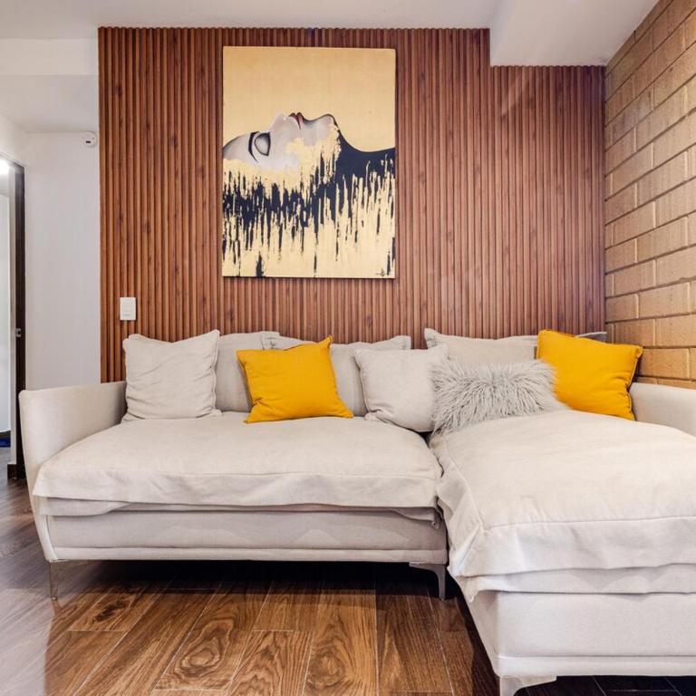 Modern and centrally located, 10 min from Macroplaza with pool - Apartamento de 2 dormitorios - 1