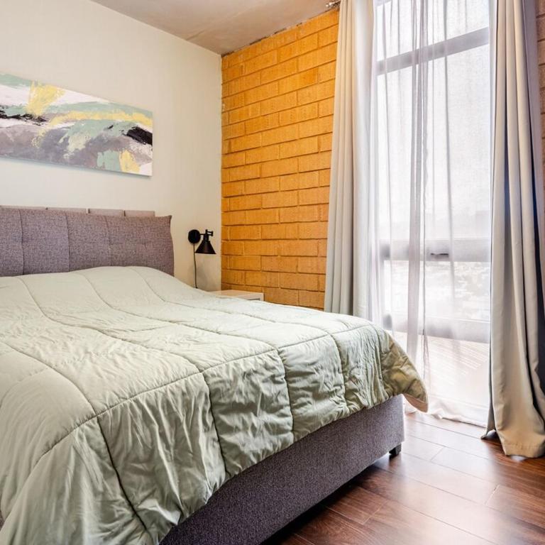 Modern and centrally located, 10 min from Macroplaza with pool - Apartamento de 2 dormitorios - 4