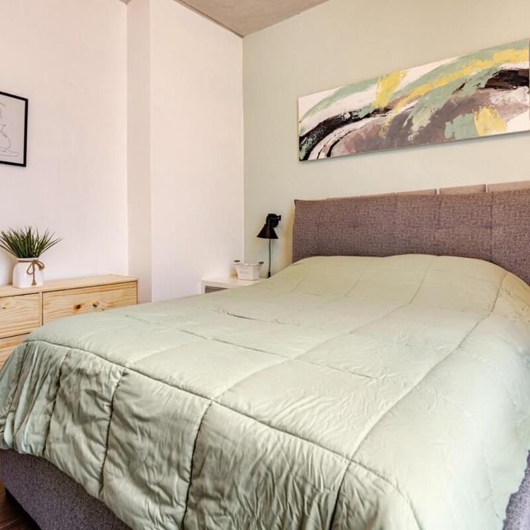 Modern and centrally located, 10 min from Macroplaza with pool - Apartamento de 2 dormitorios - 19