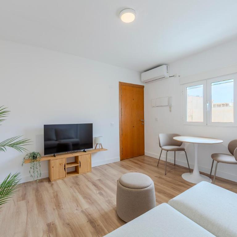 TrendyHomes Palmeral I Playa a un minuto, Aire Acondicionado, Wifi - Apartamento de 2 dormitorios - 8