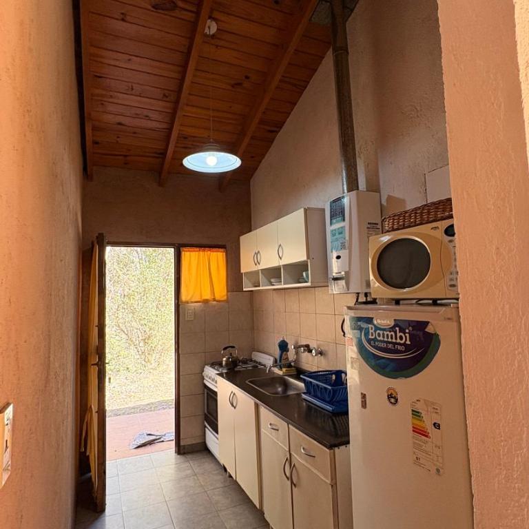 Complejo Inti Wara - frente al Río Los Reartes - Casa con 1 dormitorio - 6