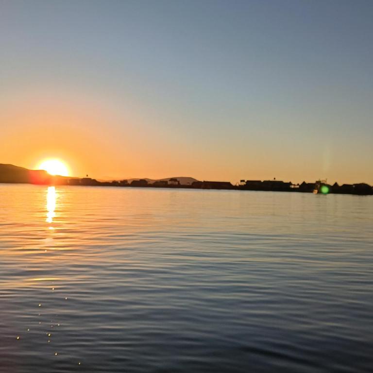 Uros titikaka SunShine - Double Room with Lake View - 10