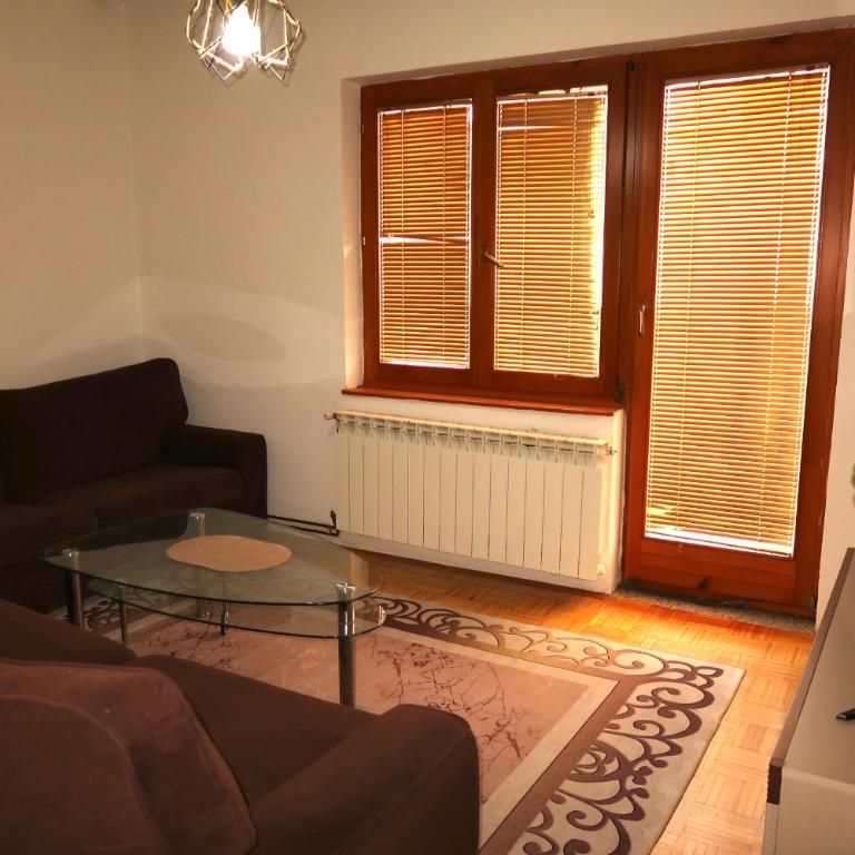 Apartmani Lejla - Dvokrevetna Soba sa Bračnim Krevetom/Zasebnim Krevetima i Terasom - 3