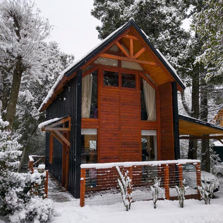Casita Bandurrias - Bariloche - Two-Bedroom Chalet - 1