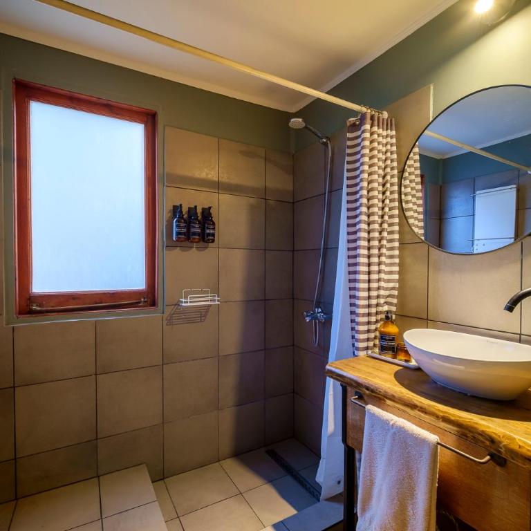 Casita Bandurrias - Bariloche - Two-Bedroom Chalet - 31