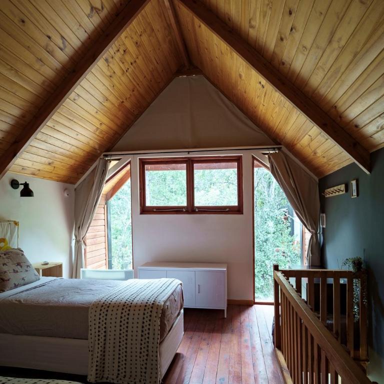 Casita Bandurrias - Bariloche - Two-Bedroom Chalet - 32