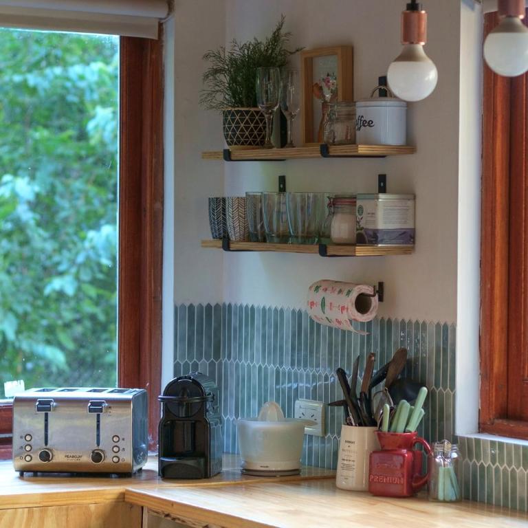 Casita Bandurrias - Bariloche - Two-Bedroom Chalet - 17