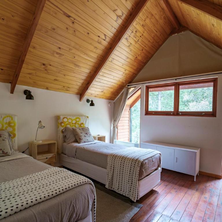 Casita Bandurrias - Bariloche - Two-Bedroom Chalet - 39
