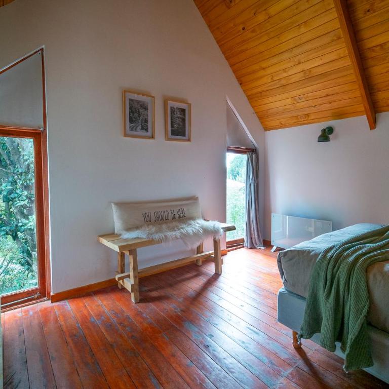Casita Bandurrias - Bariloche - Two-Bedroom Chalet - 50