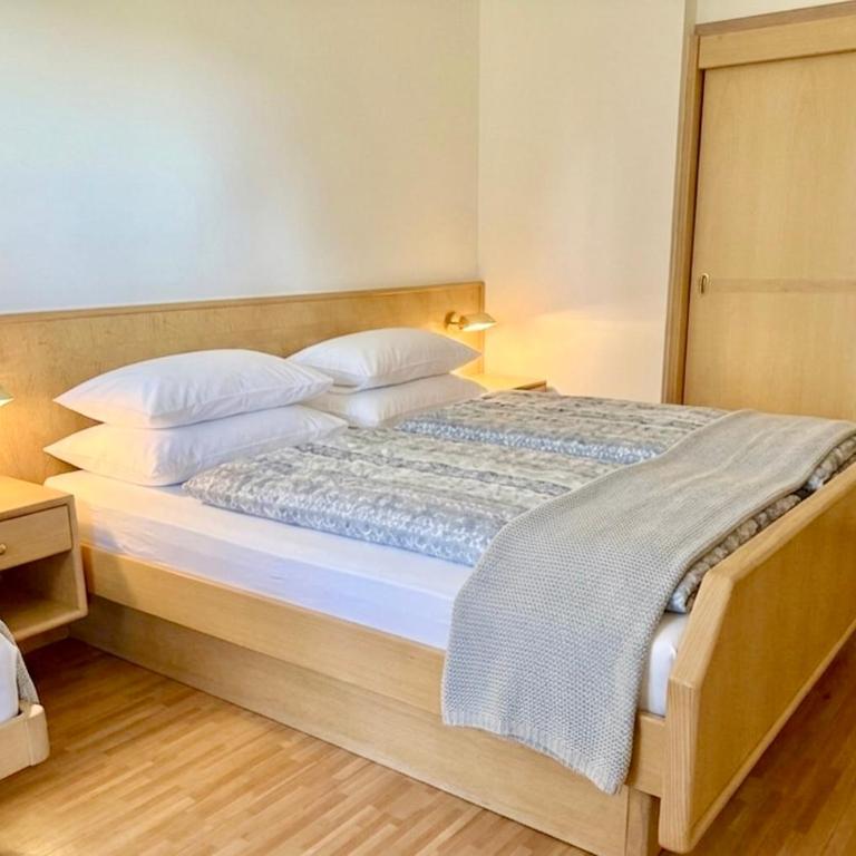 Apartment Karawankenblick with Lake View - Free Parking - Apartment mit 1 Schlafzimmer und Garten - 2