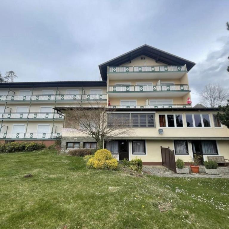 Apartment Karawankenblick with Lake View - Free Parking - Apartment mit 1 Schlafzimmer und Garten - 1