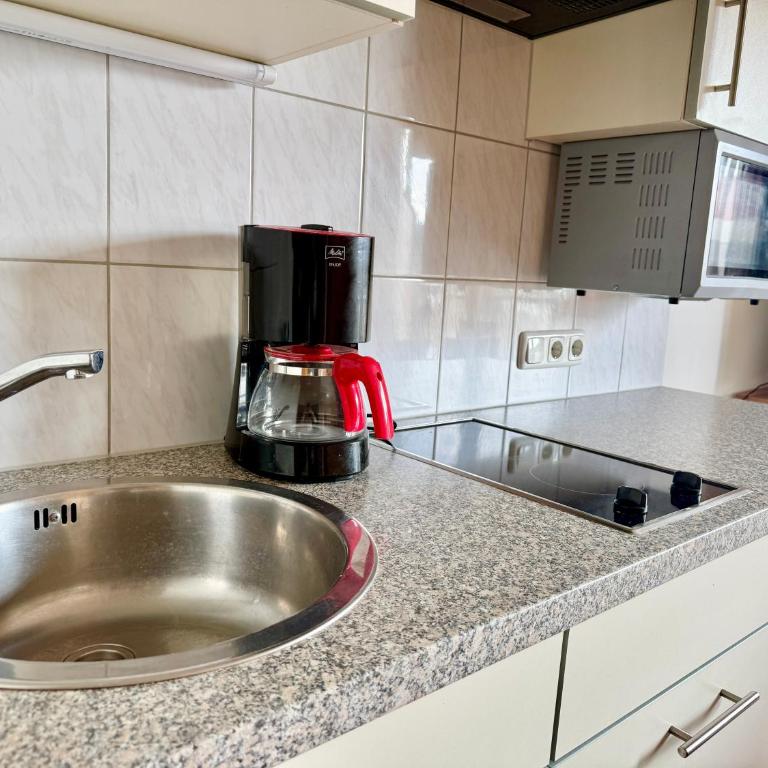 Apartment Karawankenblick with Lake View - Free Parking - Apartment mit 2 Schlafzimmern, einem Balkon und Meerblick - 10