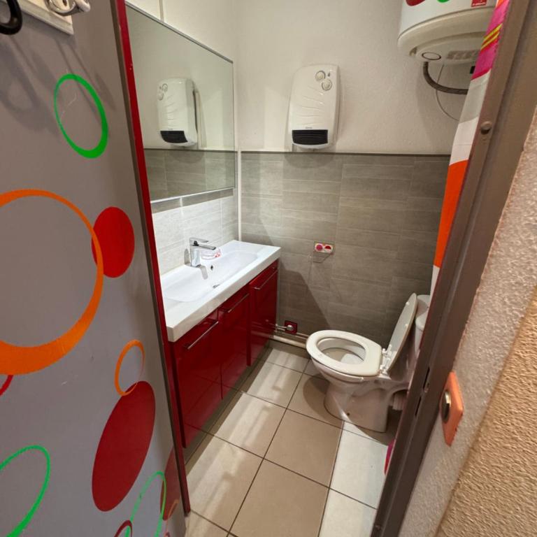 Studio cabine, 6 pers max Proche mer avec 2 piscines - Apartment mit 1 Schlafzimmer - 4