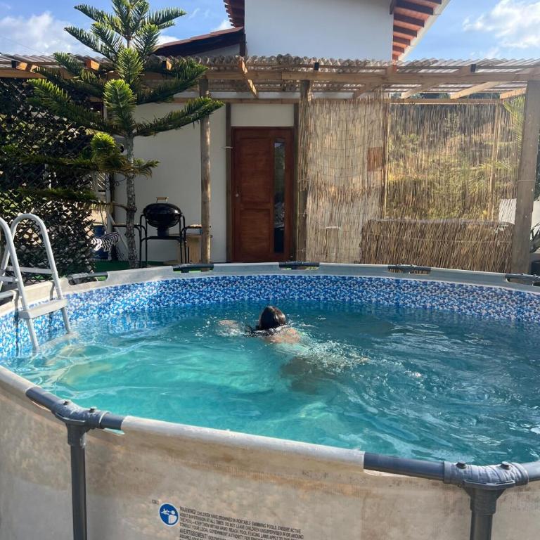 Cabaña La Suiza con Jacuzzi a 5 min del aeropuerto JMC - Casa de 2 dormitorios - 16
