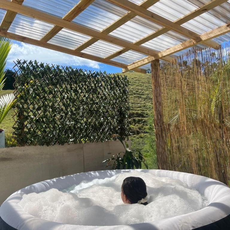 Cabaña La Suiza con Jacuzzi a 5 min del aeropuerto JMC - Casa de 2 dormitorios - 12