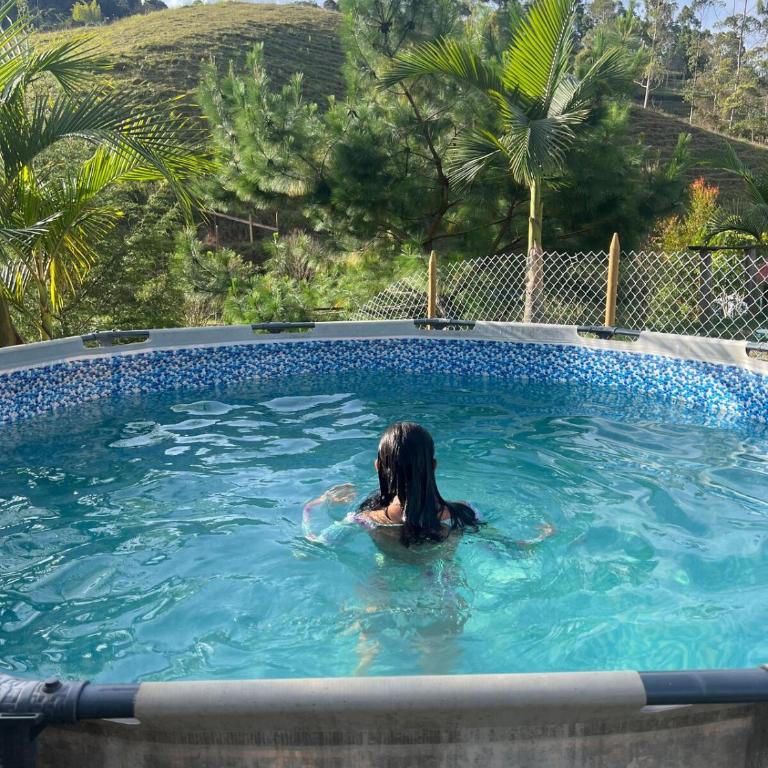 Cabaña La Suiza con Jacuzzi a 5 min del aeropuerto JMC - Casa de 2 dormitorios - 22