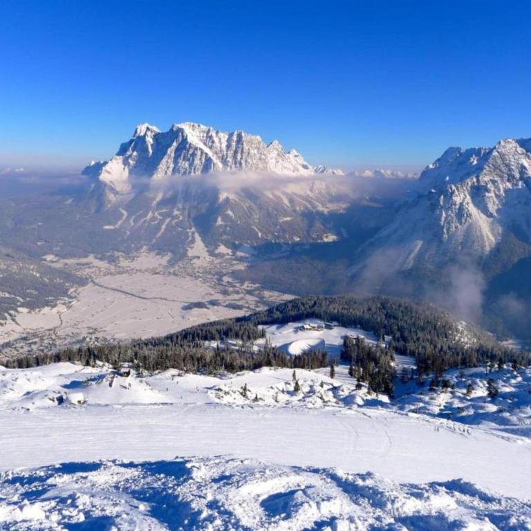 Spacious Group Accommodation in Saalfelden - Four-Bedroom Vacation Home - 37