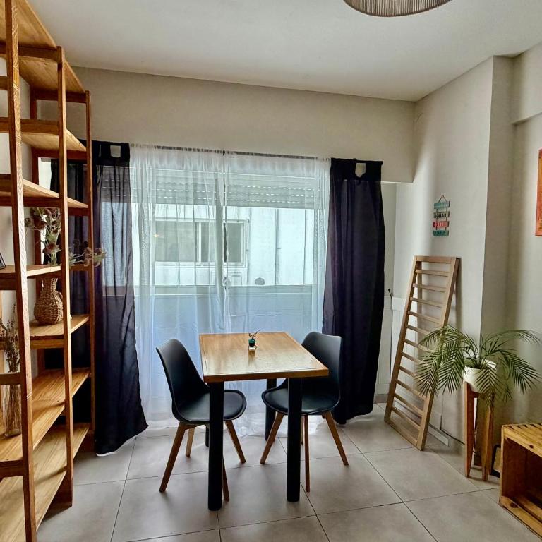Monoambiente en Recoleta sobre Avenida - Apartamento de 1 dormitorio - 4