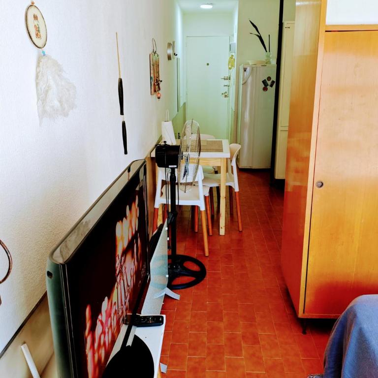 Monoambiente con balcon y muy luminoso en Güemes - Apartamento de 2 dormitorios - 8