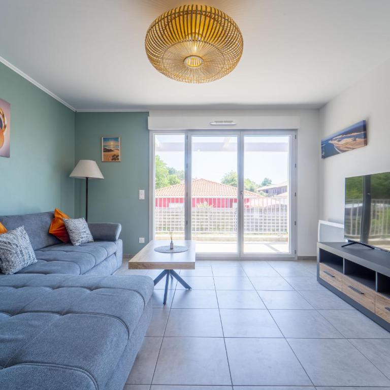 Appartement moderne avec balcon - 4 pers. - FR-1-50-214 - Apartment - 2