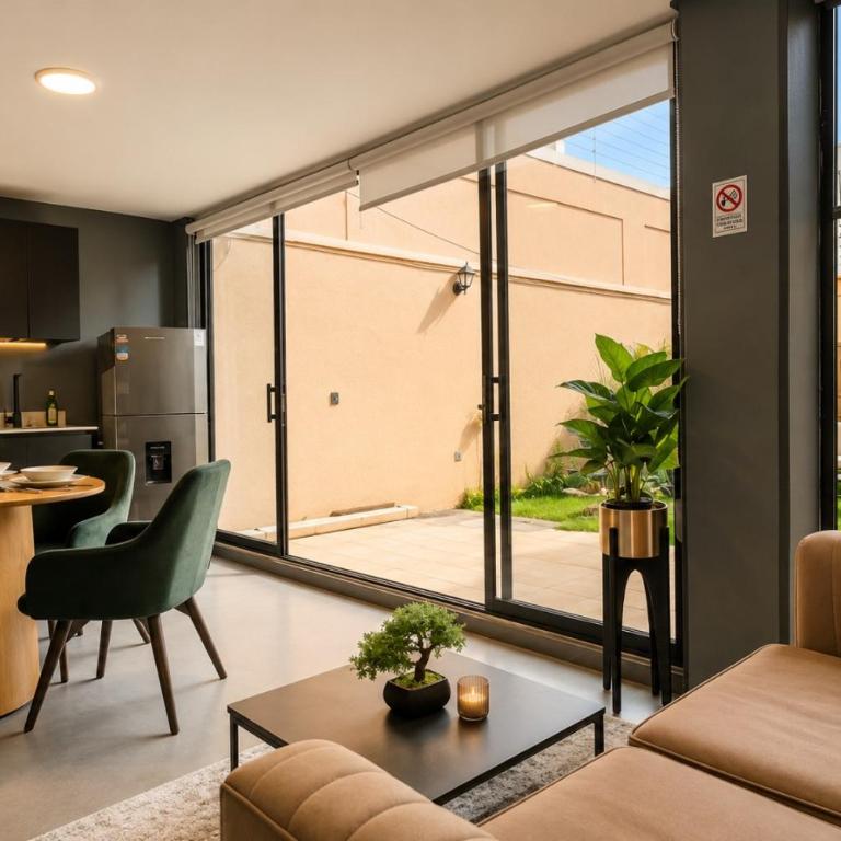 Villa Bamboo Oasis - NUJU Rentals Bogota - Apartamento Deluxe de 2 dormitorios con vistas al jardín - 14