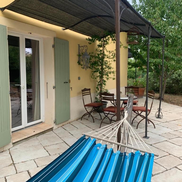 Villa la quietude - Chambre Double avec Salle de Bains Privative - 17