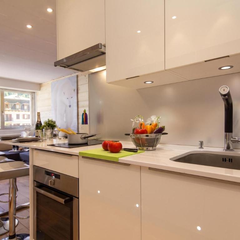 Apt Le Concordia 4 Chic 2BR in Chamonix Centre | Ski - Happy Rentals - Apartment with Mountain View - 3