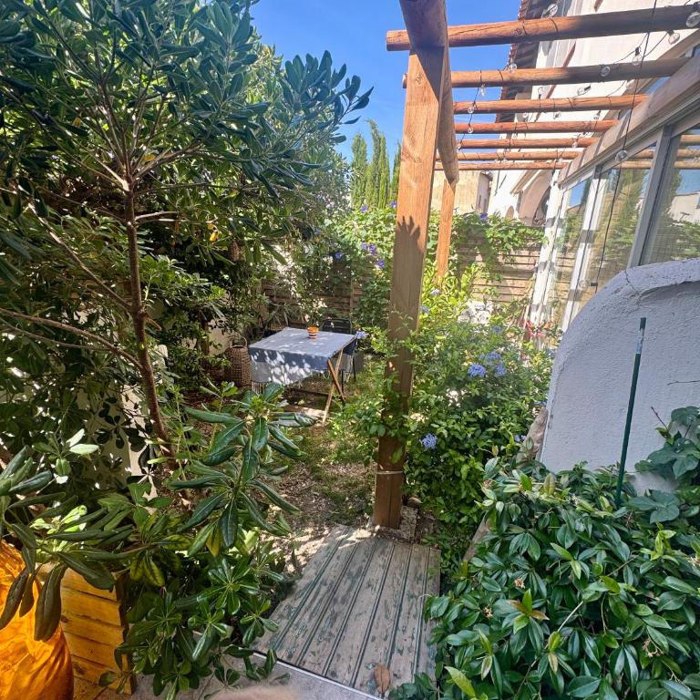 Le Camargue cosy - Apartment - Ground Floor - 2