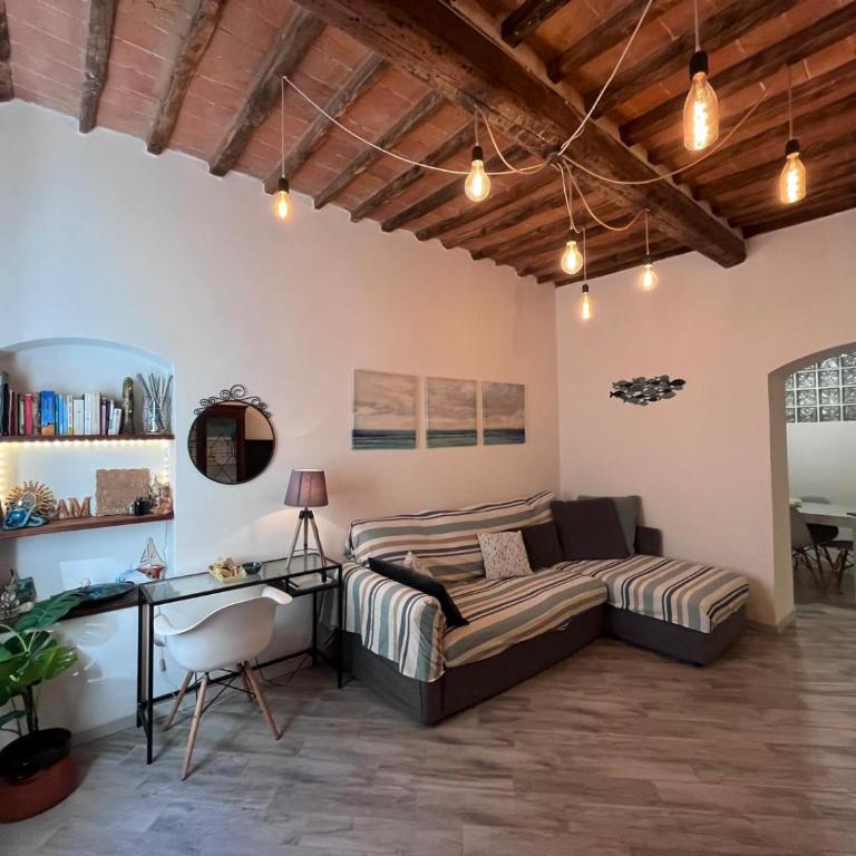 La Dimora di Via Roma By Elba Holidays - Two-Bedroom Apartment - 20