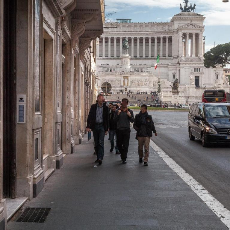 Amazing Suite Piazza Venezia - Apartment - 25