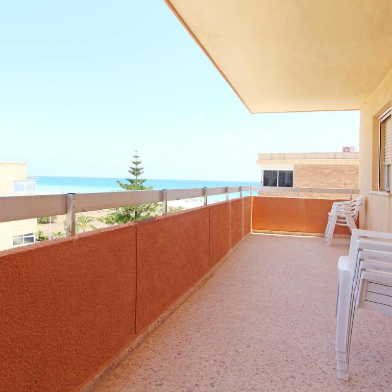 Global Vacacional, Apartamento con terraza y vistas a la playa - Apartment mit Meerblick - 6