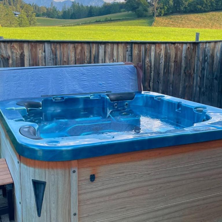 Holiday apartment on a farm with outdoor whirlpool - Appartement 4 Chambres - 5