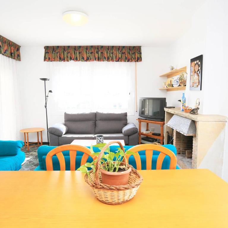 LITORAL COSTA DORADA - CASA AUSTRAL Only families - Ferienhaus mit 3 Schlafzimmern - 7