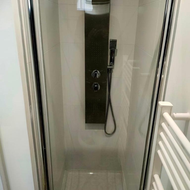 Charmant T2 proche de Montmartre - Appartement - 13