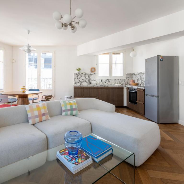 Bright and Spacious 1BDR in Central Paris - Apartment - 8