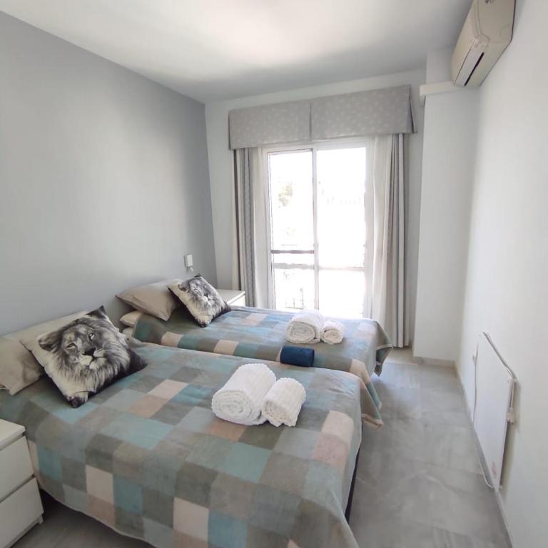 Stylish 4 bedroom Villa with private pool - Villa - 23