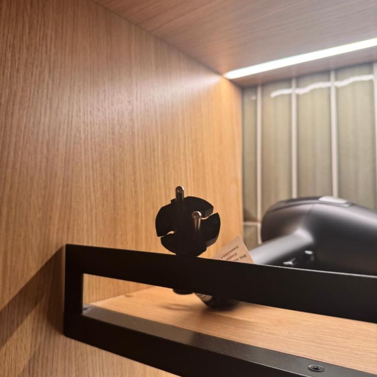 Hotel Alpina Luzern - Urban Compact Room - 1